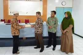 Hasil Ujian Calon Bendahara BUMKal Karangrejek, Dwi Atika Sari Raih Nilai Tertinggi